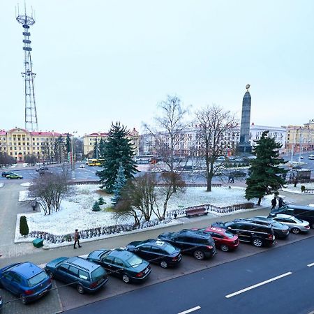 So Fashionable Apartment In The Heart Of Minsk Exterior foto