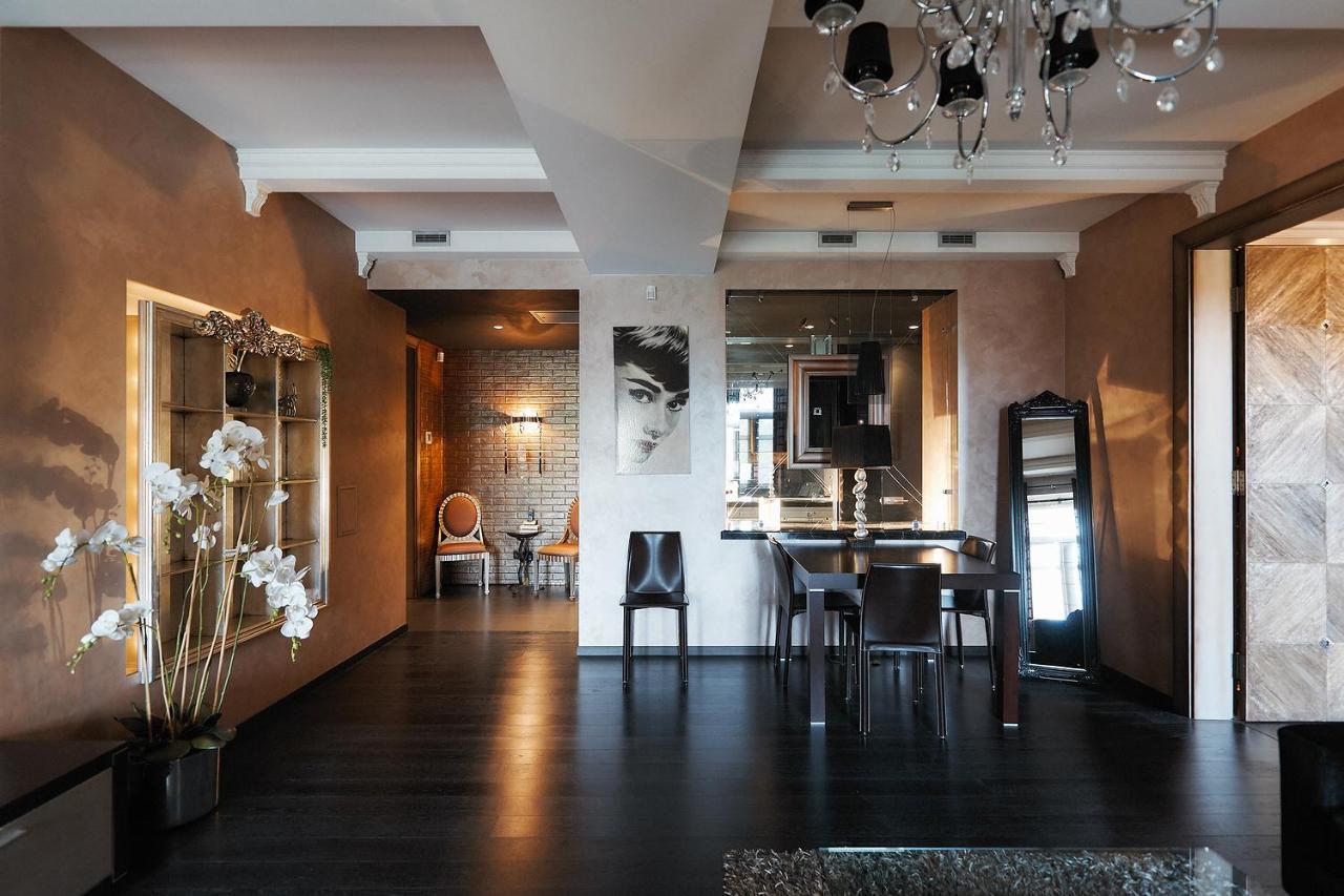 So Fashionable Apartment In The Heart Of Minsk Exterior foto